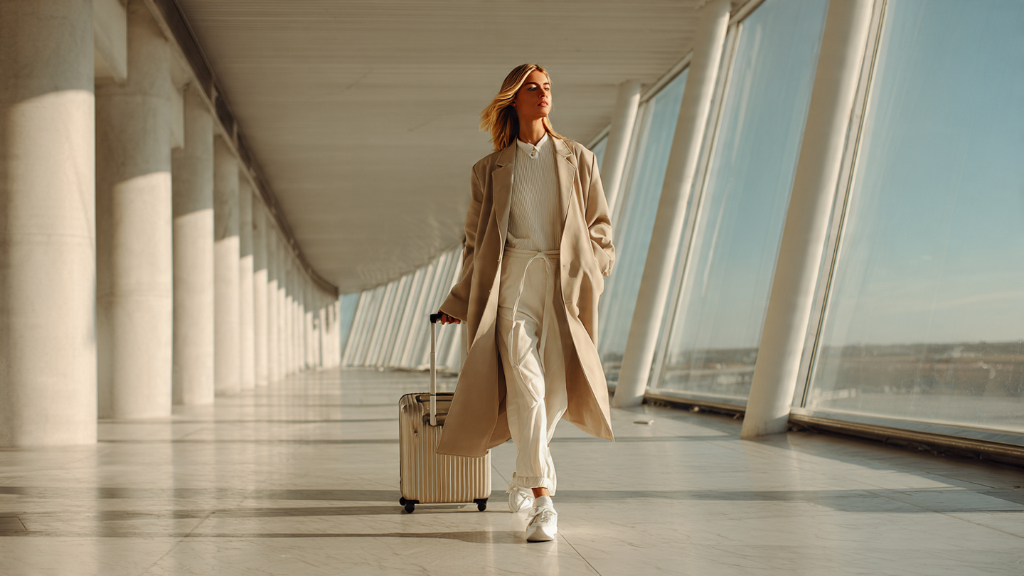 stylish airport travel outfit 2026 chic and comfortable look for international flights