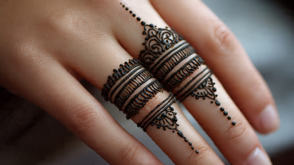 simple finger henna design quick and stylish