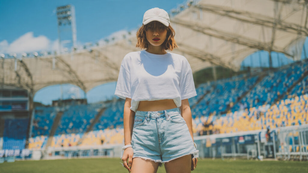 Crop top and high-waisted shorts outfit for baseball game