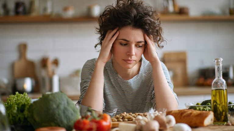 11 Cortisol Diet Tips to Reduce Stress and Balance Hormones