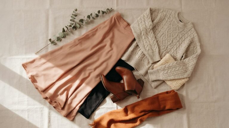 15 Stylish Ways to Wear Skirts with Leggings